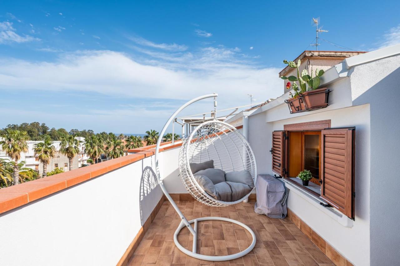 Naxos Charming Penthouse With Swimming Pool X6 Apartment Giardini Naxos Bagian luar foto