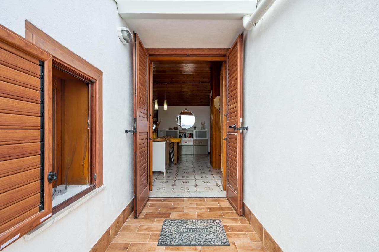 Naxos Charming Penthouse With Swimming Pool X6 Apartment Giardini Naxos Bagian luar foto