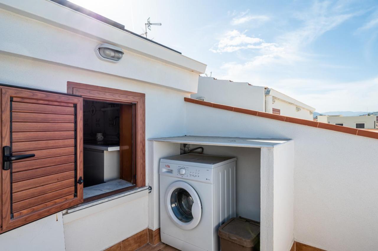 Naxos Charming Penthouse With Swimming Pool X6 Apartment Giardini Naxos Bagian luar foto