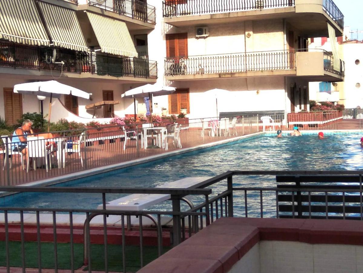 Naxos Charming Penthouse With Swimming Pool X6 Apartment Giardini Naxos Bagian luar foto